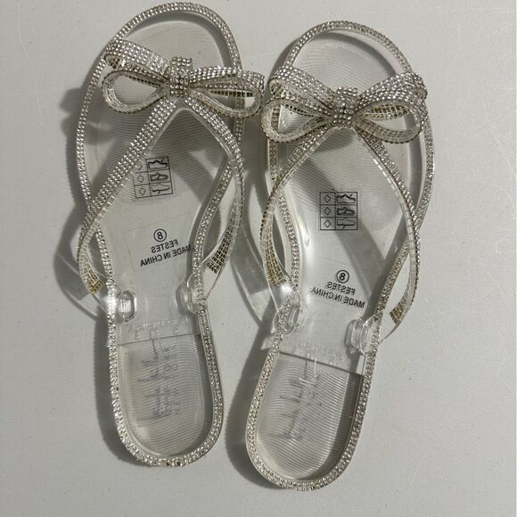 Nicole Miller jelly sandals. Bow with rhinestones. Never worn. Size 8 - Picture 1 of 5